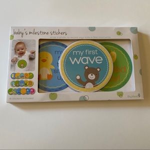 Baby’s Milestone Stickers 16 Baby Stickers